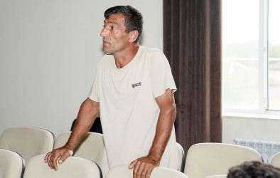 Ağcabədi Rayon İcra Hakimiyyətinin başçısı Rafil Hüseynov oktyabrın 1-də Poladlı kəndində sakinlərlə səyyar qəbul-görüş keçirib.