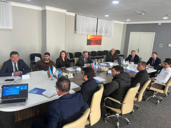 Dövlət Məşğulluq Agentliyinin Qarabağ Regional Məşğulluq filialı tərəfindən 11 işəgötürənin iştirakı ilə dəyirmi masa təşkil olunub.