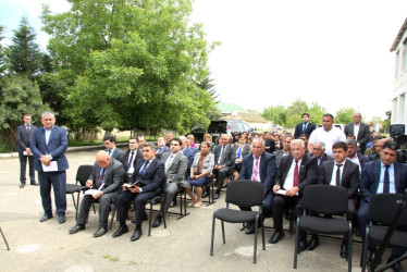 Ağcabədi Rayon İcra Hakimiyyətinin başçısı Rafil Hüseynovun səyyar qəbul-görüşü Hüsülü kəndində keçirilib