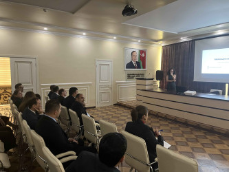 Ağcabədidə dövlət qulluqçuları üçün peşəkar inkişaf təlimləri keçirilib