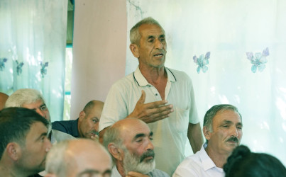 Ağcabədi Rayon İcra Hakimiyyətinin başçısı Hacılar kəndində səyyar qəbul-görüş keçirib