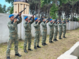 Birinci Qarabağ müharibəsinin şəhidi Ağcabədi Qəhrəmanlar Parkında torpağa tapşırıldı.