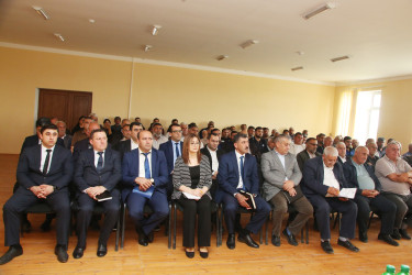 Yeni Qaradolaq kəndində Ağcabədi Rayon İcra Hakimiyyətinin başçısı Rafil Hüseynovun səyyar qəbul-görüşü keçirilmişdir.