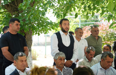 Ağcabədi Rayon İcra Hakimiyyətinin başçısı Rafil Hüseynovun Ağcabədi şəhərində səyyar qəbul-görüşü keçirilmişdir.