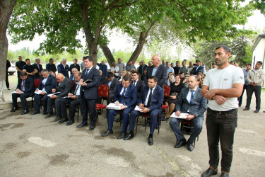 Ağcabədi Rayon İcra Hakimiyyətinin başçısı Rafil Hüseynovun səyyar qəbul-görüşü Nəcəfqulubəyli kəndində keçirilib