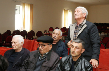 Ağcabədi Rayon İcra Hakimiyyətinin başçısı Rafil Hüseynovun Hacıbədəlli kəndində səyyar qəbul-görüşü keçirilmişdir.