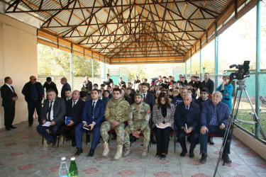 Ağcabədi Rayon İcra Hakimiyyətinin başçısı Rafil Hüseynovun səyyar qəbul-görüşü Şahsevən kəndində keçirilib