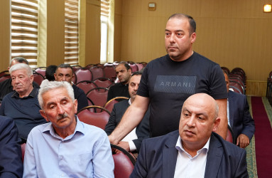 Ağcabədidə kənd təsərrüfatının inkişafı ilə bağlı toplantı keçirilib