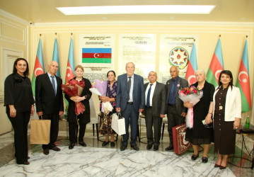 “Şəhərsalma və Memarlıq” ili çərçivəsində 15 May – Beynəlxalq Ailə Gününə həsr olunmuş “Nəsilləri birləşdirən ailə dəyərləri” adlı tədbir keçirilmişdir.