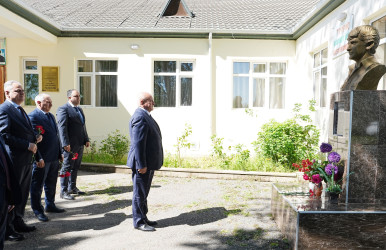 Ağcabədi Rayon İcra Hakimiyyətinin başçısı Rafil Hüseynovun Nəcəfqulubəyli kəndində səyyar qəbul-görüşü keçirilmişdir.