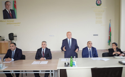 Ağcabədi Rayon İcra Hakimiyyətinin başçısı Rafil Hüseynov oktyabrın 1-də Poladlı kəndində sakinlərlə səyyar qəbul-görüş keçirib.
