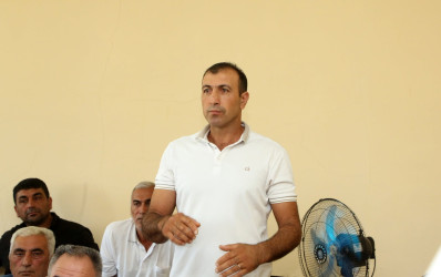 Ağcabədi Rayon İcra Hakimiyyətinin başçısı Rafil Hüseynov Təzəkənd kəndində səyyar qəbul-görüş keçirib