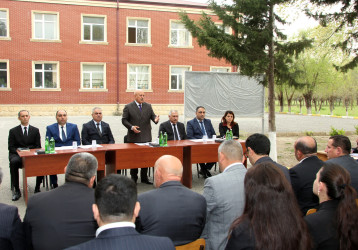 Qiyaməddinli kəndində Ağcabədi Rayon İcra Hakimiyyətinin başçısı Rafil Hüseynovun səyyar qəbul-görüşü keçirilmişdir.
