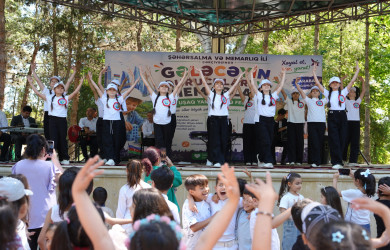 Ağcabədidə 1 İyun – Uşaqların Beynəlxalq Müdafiəsi Gününə həsr olunmuş yaradıcılıq festivalı keçirilib.