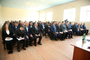 Ağcabədi Rayon İcra Hakimiyyətinin başçısı Rafil Hüseynovun Muğanlı kəndində səyyar qəbul-görüşü keçirilmişdir.