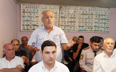 Ağcabədi Rayon İcra Hakimiyyətinin başçısı Hacılar kəndində səyyar qəbul-görüş keçirib