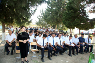 Ağcabədi Rayon İcra Hakimiyyətinin başçısı Rafil Hüseynovun Şənlik kəndində səyyar qəbul-görüşü keçirilmişdir