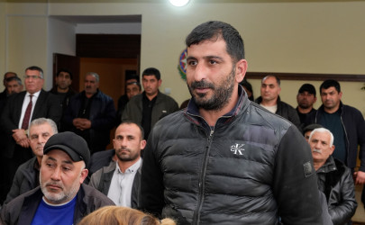Ağcabədi Rayon İcra Hakimiyyətinin başçısı Rafil Hüseynovun Xocavənd kəndində səyyar qəbul-görüşü keçirilmişdir.