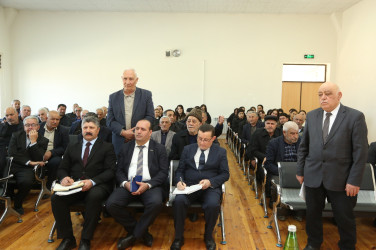 Ağcabədi Rayon İcra Hakimiyyətinin başçısı Rafil Hüseynovun Salmanbəyli kəndində səyyar qəbul-görüşü keçirilmişdir.