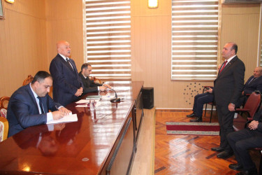 Hüseynov Hafiz Ədalət oğlu “Dövlət qulluğunda fərqlənməyə görə” medalı ilə təltif olunmuşdur
