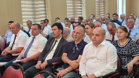 Ağcabədidə “2026–2030-cu illərdə kənd təsərrüfatı məhsullarının istehsalı və emalı sahələrinin inkişafına dair İş Planı”nın hazırlanması ilə bağlı tədbir keçirilib
