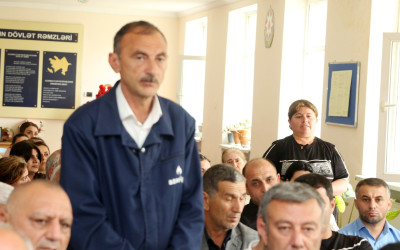 Ağcabədi şəhərində Rayon İcra Hakimiyyətinin başçısı Rafil Hüseynovun səyyar qəbul-görüşü keçirilmişdir.