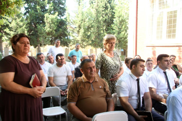 Ağcabədi Rayon İcra Hakimiyyətinin başçısı Rafil Hüseynovun Ağabəyli kəndində səyyar qəbul-görüşü keçirilmişdir.