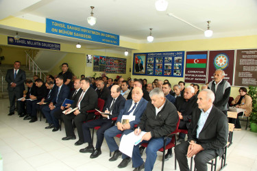 Ağcabədi Rayon İcra Hakimiyyətinin başçısı Rafil Hüseynov Şahsevən Təzəkənd kəndində sakinlərlə səyyar qəbul-görüş keçirib.