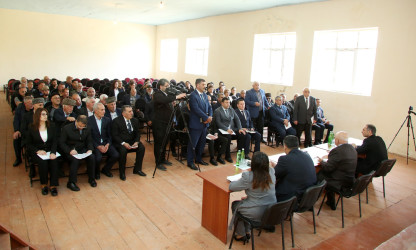 Ağcabədi Rayon İcra Hakimiyyətinin başçısı Rafil Hüseynovun Muğanlı kəndində səyyar qəbul-görüşü keçirilmişdir.