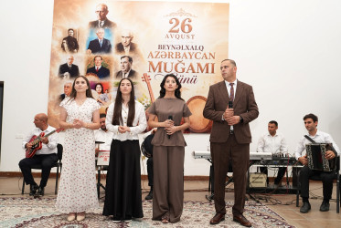 Ağcabədidə “Beynəlxalq Azərbaycan Muğamı və Musiqisi Günü” münasibətilə muğam gecəsi keçirilib
