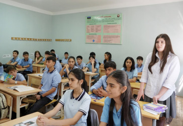 Ağcabədidə “Sülhə sərmayə: insan hüquqları və cəmiyyətin rolu” mövzusunda maarifləndirici tədbir keçirilib