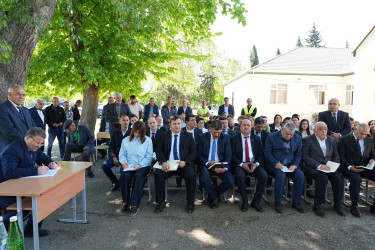 Ağcabədi Rayon İcra Hakimiyyətinin başçısı Rafil Hüseynovun Nəcəfqulubəyli kəndində səyyar qəbul-görüşü keçirilmişdir.