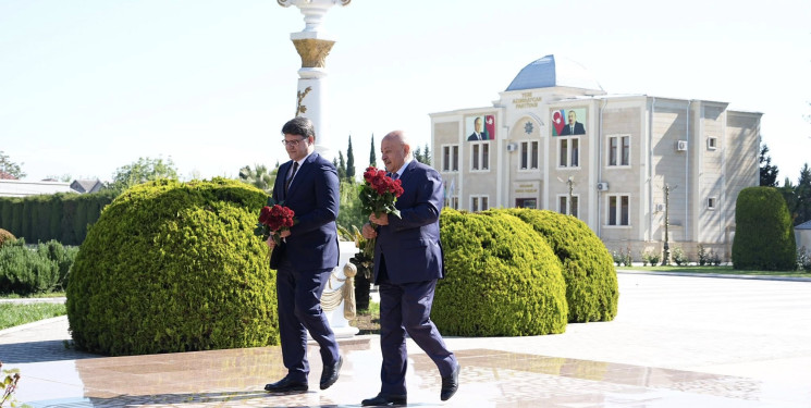 Ekologiya və təbii sərvətlər naziri Ağcabədidə vətəndaşları qəbul edib.