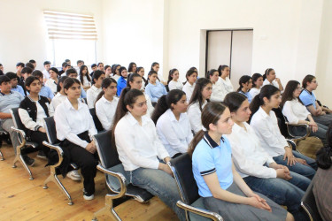 Ağcabədidə məktəblilərlə sağlam və rasional qidalanma mövzusunda maarifləndirici görüş keçirilib.