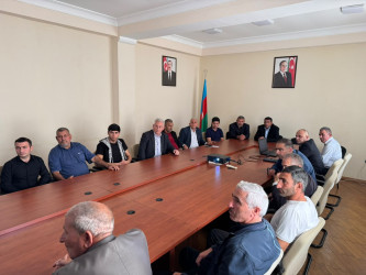 Ağcabədidə baramaçılığın inkişafı, kooperasiya əlaqələrinin gücləndirilməsi və investisiyaların cəlb edilməsi məsələləri müzakirə olunub