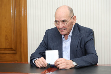 Əmək və Əhalinin Sosial Müdafiəsi Nazirliyinin Aparatının rəhbəri Fuad Musayev Ağcabədi rayonunda sakinləri qəbul edib.